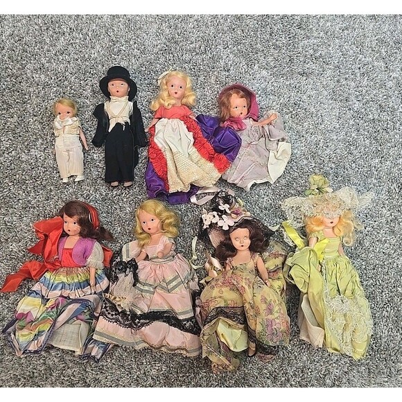 Lot Of 8 Vintage Nancy Ann Storybook Dolls Bisque And Plastic Sleepy Eye - Picture 1 of 16